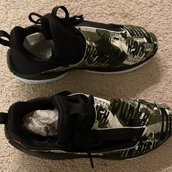 Jordan jumpman hustle Black infrared  23 olive canvas - Picture 10 of 15